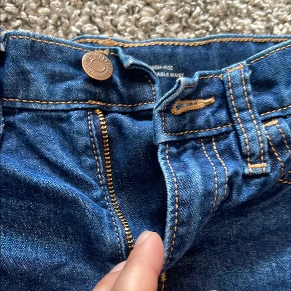Old Navy Girls Blue Denim Shorts - Picture 4 of 9